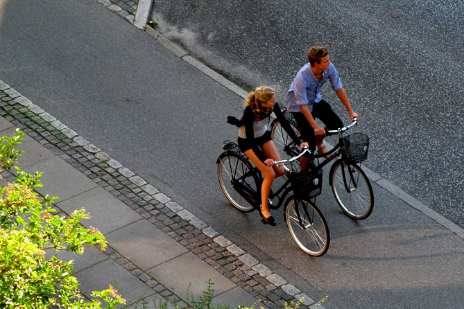 3 Hours Private Bike Tour in Copenhagen - Round Tower and Christiansborg: science, power, and short photo moments