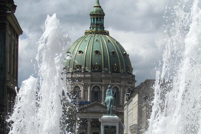 3h Private walking tour, Copenhagen - Amagertorv: the center square and why it matters