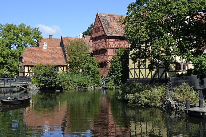 Aarhus Walking Tour: Explore Top Sights & Hidden Gems - Meeting Point and Pacing: A Tour That Stays Central and Simple