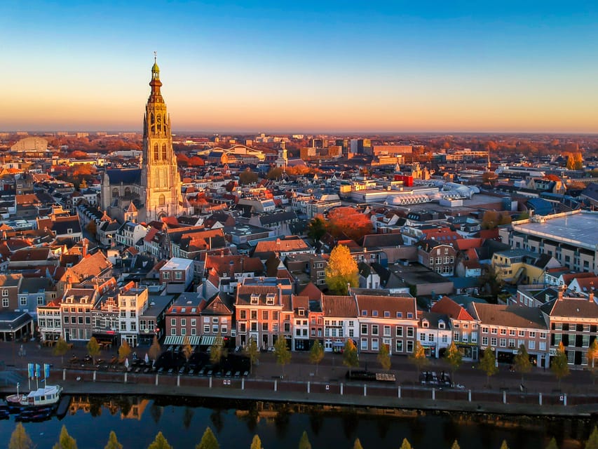 Breda: Highlights tour with local guide - Starting at the Nassau-Baroniemonument in Valkenberg Park