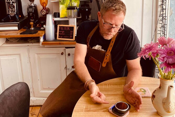 Brew and Brunch Mastering the Perfect Espresso with Breakfast - Your Mini-Breakfast: Orange Juice, Egg, Croissant, Coffee