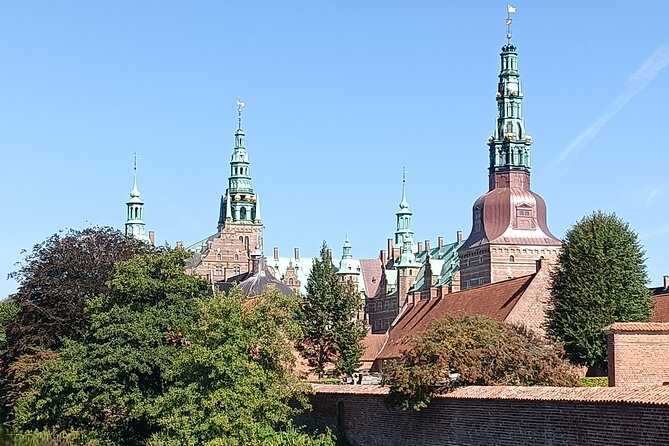 Cathedral ,Viking ships Tour, Palace and Castle (April) - Frederiksborg Palace in Hillerød: 2 hours to explore at your own speed