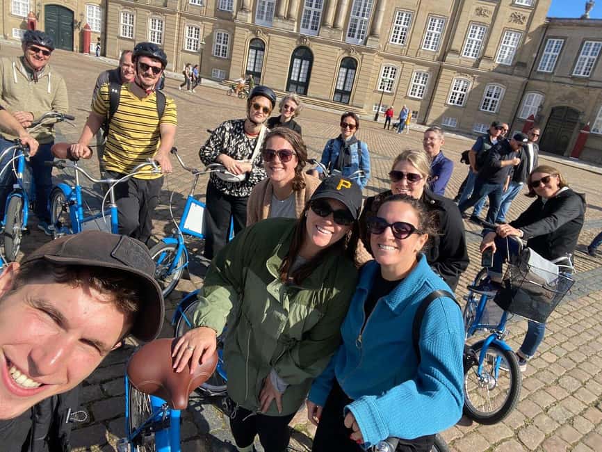 Copenhagen: 1.5-Hour City Highlights Bike Tour - Rosenborg Castle and the feel of Copenhagen’s ordered elegance