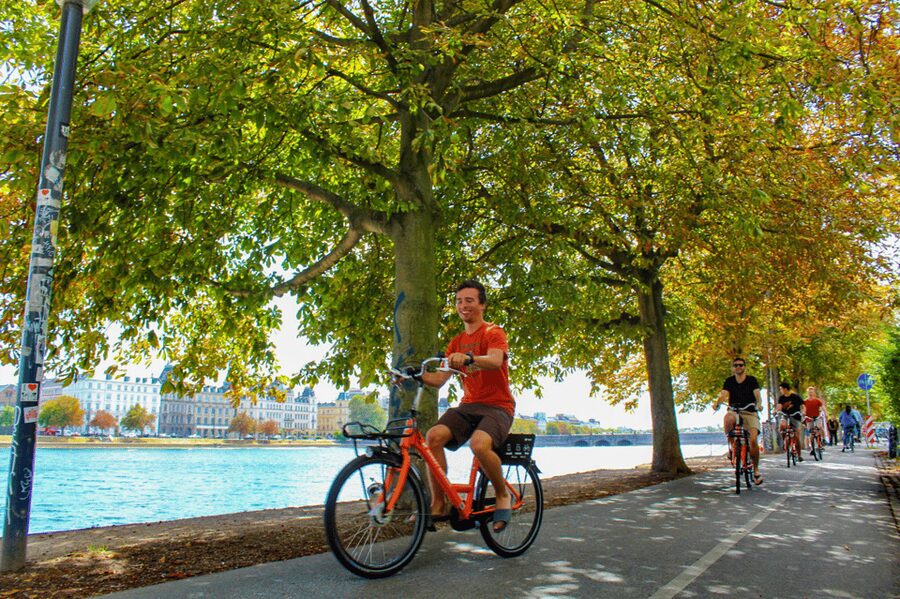 Copenhagen: 1.5-Hour City Highlights Bike Tour - Nyboder, the Little Mermaid, and why the contrasts matter
