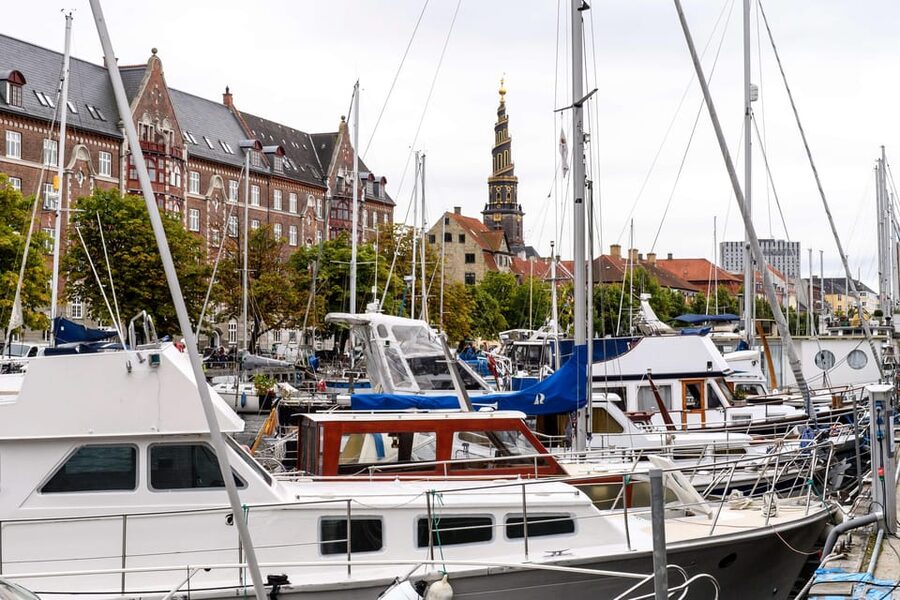 Copenhagen: 1.5-hour Private Walking Tour of Christianshavn - Freetown Christiania From the Doorstep, Without Going Inside