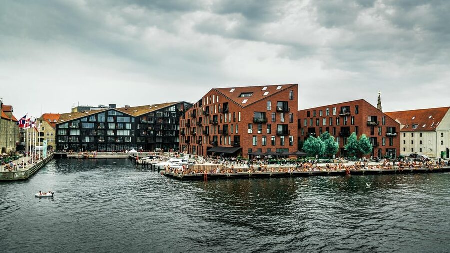 Copenhagen: 1.5-hour Private Walking Tour of Christianshavn - Meeting at Memorial Anchor, Then Trading Nyhavn for the Island