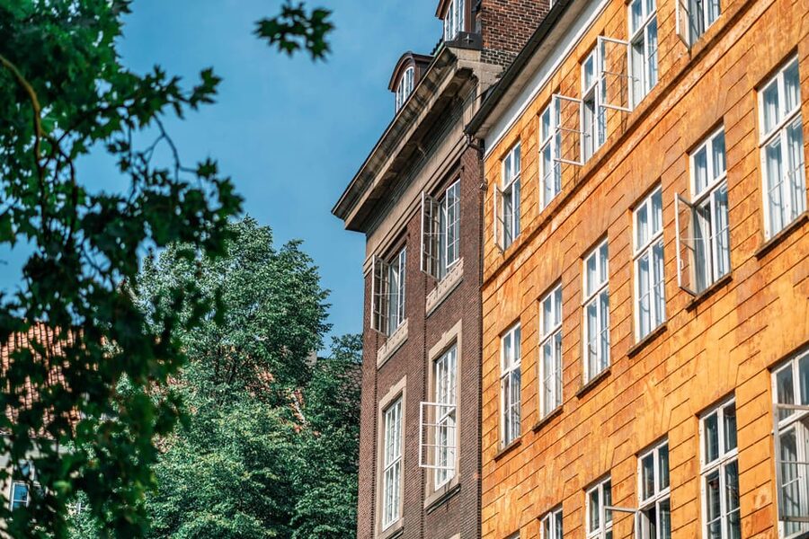 Copenhagen: 2-hour Old Town Private Walking Tour - Strøget and Amagertorv, Copenhagen’s main pedestrian street with side-street texture