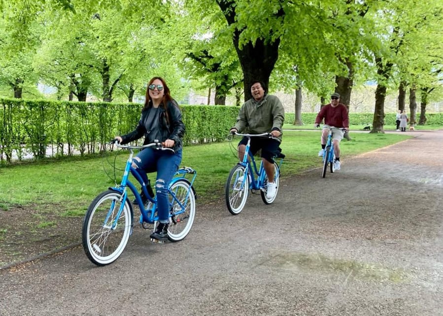 Copenhagen: 3-Hour City Highlights Bike Tour with Guide - Amalienborg Palace and Amalie Garden, royal settings with a smooth ride pace