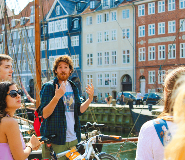 Copenhagen: 3-Hour City Highlights Bike Tour with Guide - Getting set up at Holbergsgade 12, bikes, helmets, and practical comfort
