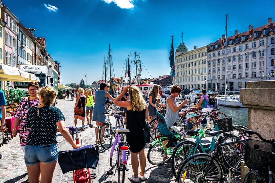 Copenhagen: 3-hour Private Guided Bike Tour - Should you book this Copenhagen bike tour?