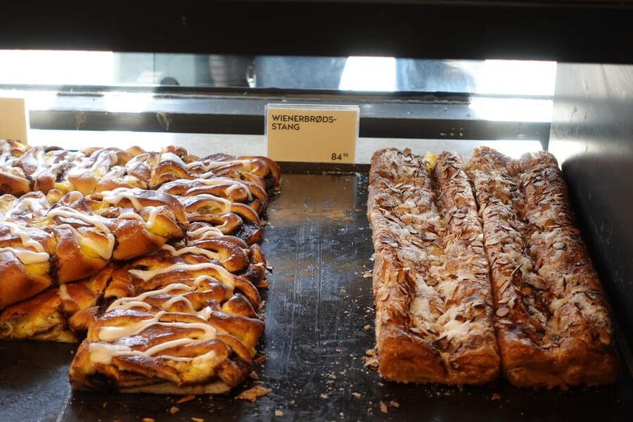 Copenhagen: Best of Danish Pastry Tasting Tour - Portions, sharing, and beating sugar overload