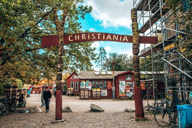 Copenhagen Christiania: Hidden Stories Self-Guided Adventure - How the Clue Chain Works, and How to Make It Go Smoothly