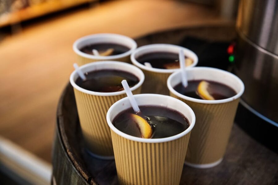 Copenhagen: Christmas Walking Tour with Treats and Drinks - Key things to know before you go