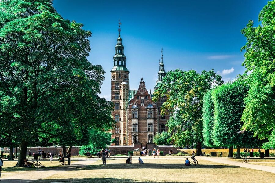 Copenhagen City & Christiansborg Palace Private Walking Tour - Key moments worth planning around