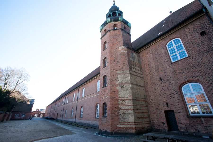 Copenhagen: Danish War Museum Entry Ticket - Entering the Tøjhus Arsenal building in 1604 Copenhagen