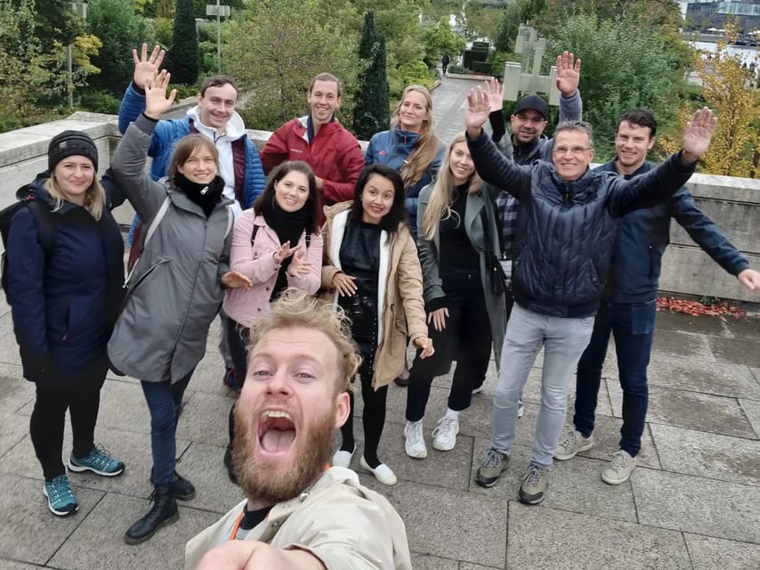 Copenhagen: Group Walking Tour - City Highlights - 2 Hours - Finishing with Amalienborg and the Marble Church