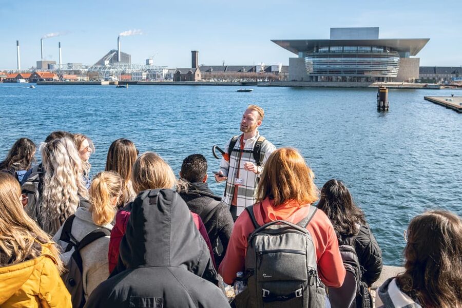 Copenhagen: Group Walking Tour - City Highlights - 2 Hours - Where you start, where you finish, and how to time your day
