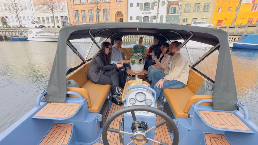 Copenhagen: Guided Canal Tour by Electric Boat - Key highlights worth centering your plans on