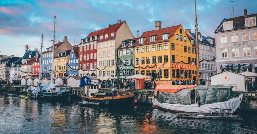 Copenhagen: Guided City Highlights Tour - Start At Cafe Fiol, Wear the Right Shoes, and Expect Real Weather