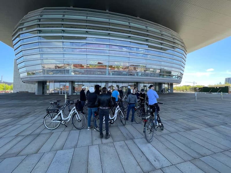 Copenhagen: Guided E-Bike Tour - Amalienborg Palace, Gefion Fountain, and King’s New Square: the “look up and enjoy it” section