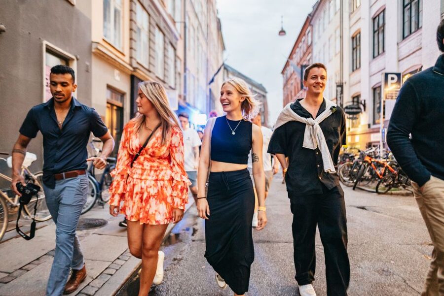 Copenhagen: Guided Party Pub Crawl with 4 Shots and 1 Drink - Guides matter: what the best hosts do for your night