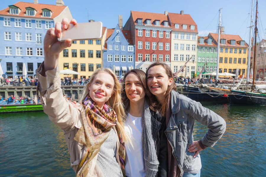 Copenhagen: Highlights & Secrets Private Walking Tour - Key highlights to watch for