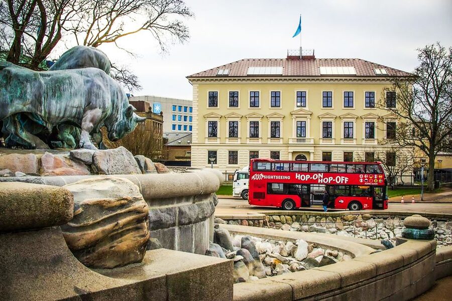Copenhagen: Hop-On Hop-Off Bus Tour with Boat Tour Option - Who this is best for, and who should skip it