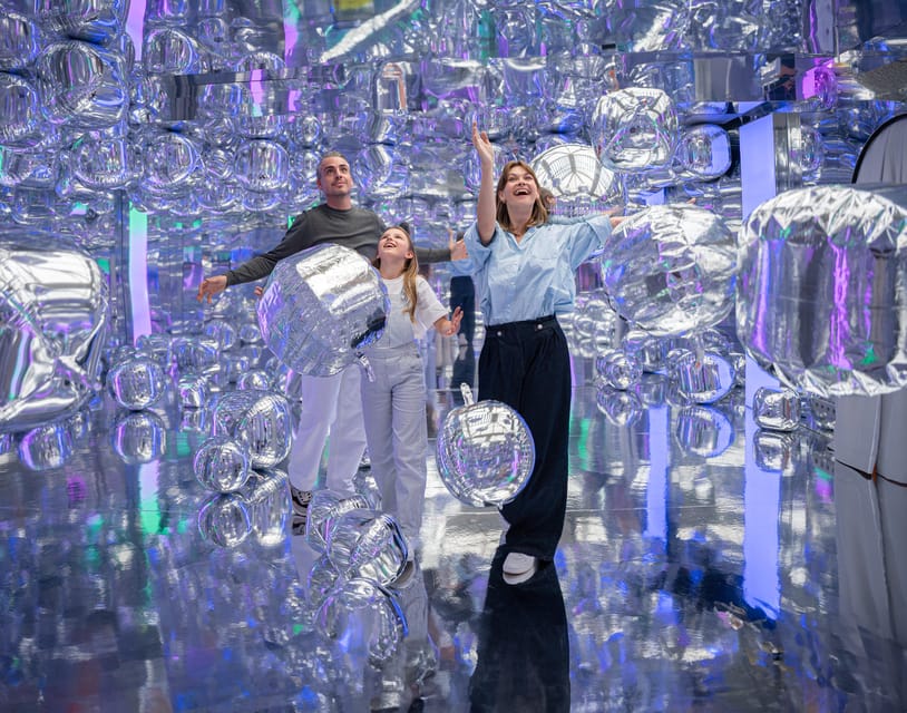 Copenhagen: IKONO Immersive Experience Entry Ticket - The 1-hour flow through 12 rooms