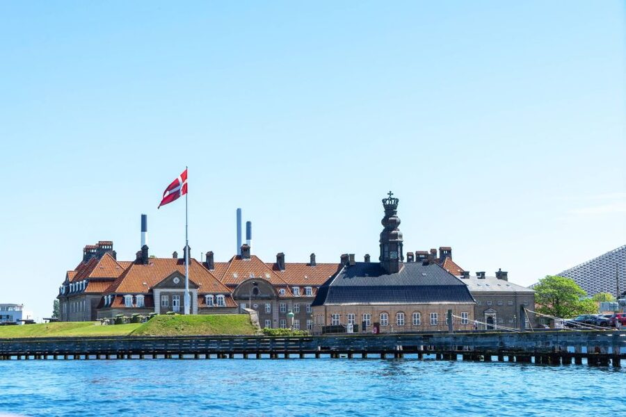 Copenhagen: Old Town and Nyhavn Private Family Tour - Skip-the-line tickets and how to use them well