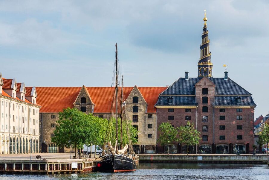 Copenhagen Old Town, Nyhavn, Canal Walking Tour & Christiana - Who this tour suits best (and who might skip it)