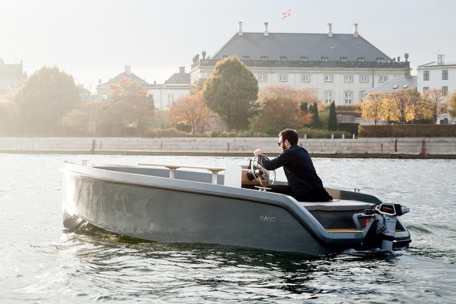 Copenhagen: Private Boat Tour with Captain (Lite) - Private Group Size Up to 8: Why That Matters on the Water