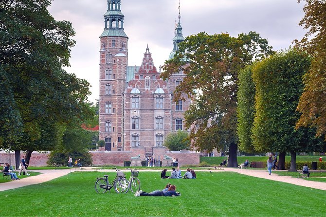 Copenhagen Private Full Day Tour with Lunch Option - Crossing Knippelsbro to Christianshavn, Then Walking the Canal Lines