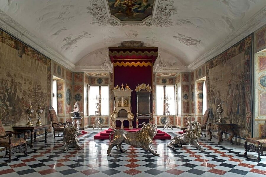 Copenhagen: Rosenborg Castle Entry Ticket - Rules that affect your visit: no flash, no touching, bags left out