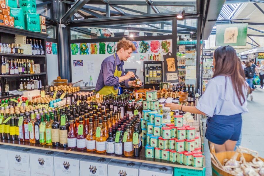 Copenhagen: Scandinavian Delights Food & Drink Private Tour - Stop 1 at DØP: ristepølse and an elderflower-style aperitif