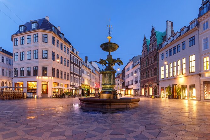 Copenhagen: Self Guided Scavenger Hunt and Tour - Avoiding Crowds: A Smarter Choice Than the Big Group Tour Shuffle