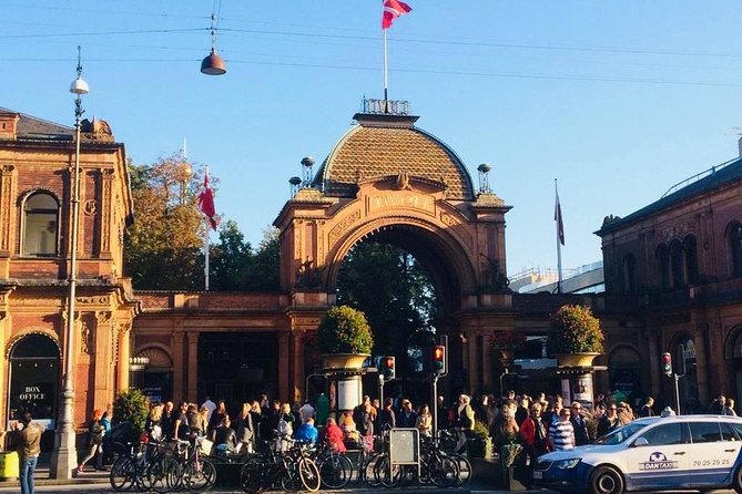Copenhagen Walking Tour with Food Testing (smorrebrod dish & snap) - Starting at Højbro Plads and learning the Strøget gravity