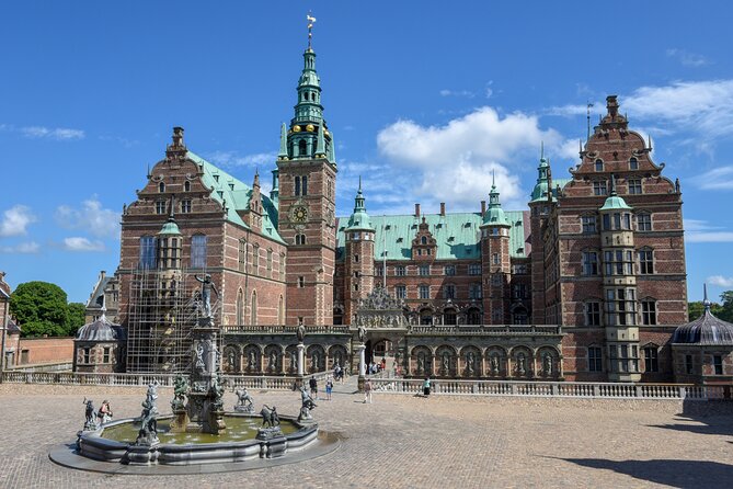 Deluxe Copenhagen Shore Excursion from Cruise Ship Port - How much walking and pace you should expect