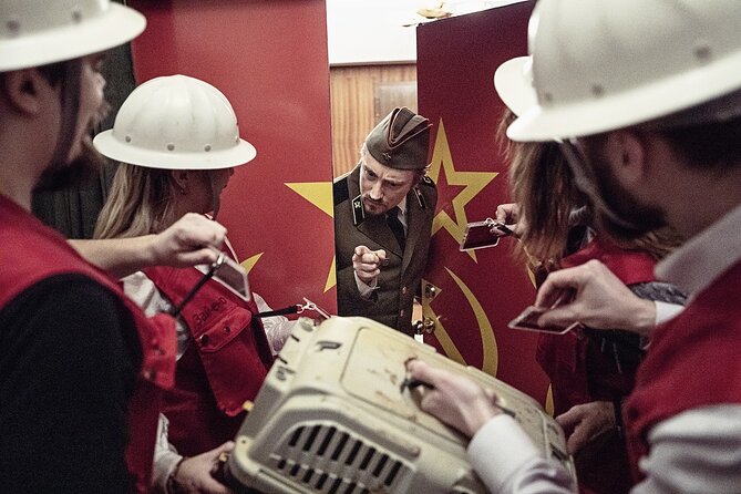 Downfall Spy Mission (Premium Private Escape Room) - Price and value: $467.07 for up to 6, and what you are really paying for