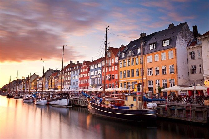 Explore Copenhagen: Self-Guided Audio Tour - Rosenborg Castle and Christian IV’s Dutch Renaissance look