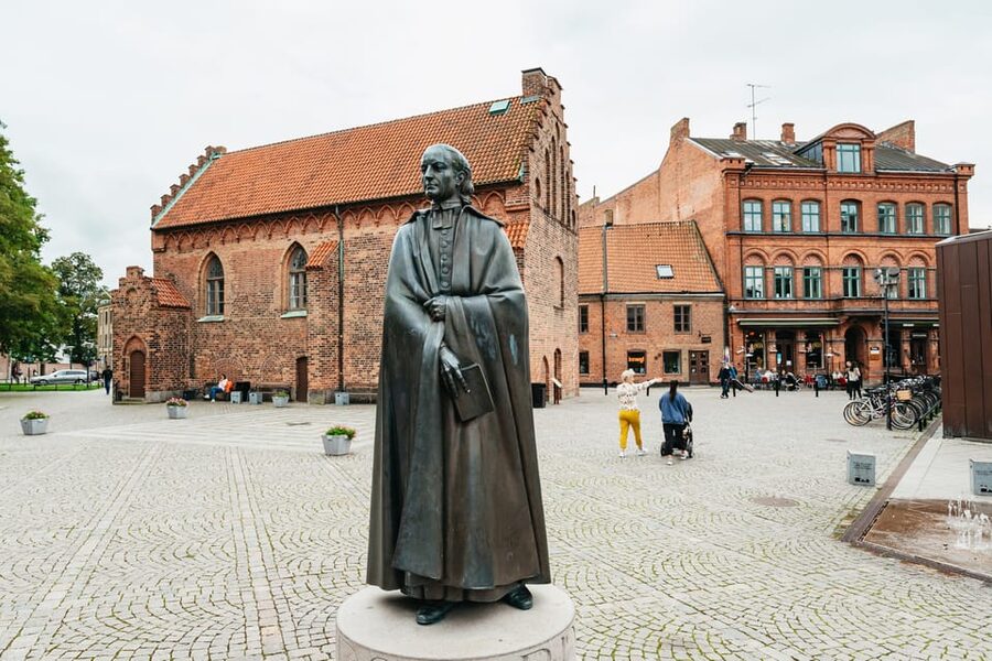 From Copenhagen: Lund and Malmö 2-Country Tour - Value: why the price makes sense if you want transport plus two countries