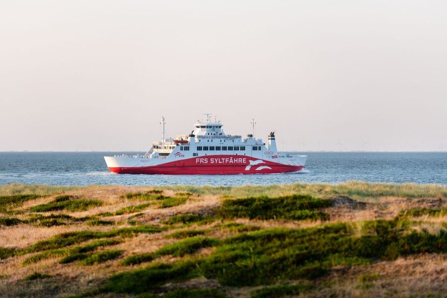 From Rømø: One-Way or Roundtrip Passenger Ferry to Sylt - Rømø to Sylt Ferry: Why This 2-Hour Crossing Works