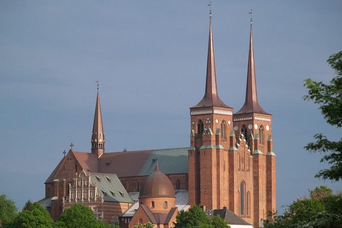 Grand Day Trip around Copenhagen - Frederiksborg Castle time, tickets, and the built-in lunch break