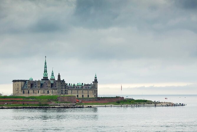 Hamlet and Sweden Tour - Two Countries in one day ! - Key highlights you will feel from the start