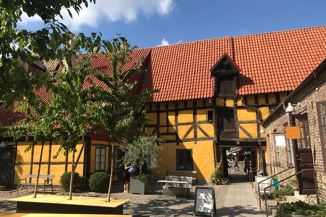 Hamlet and Sweden Tour - Two Countries in one day ! - Malmö highlights: from Malmö Radhus to Lilla Torg