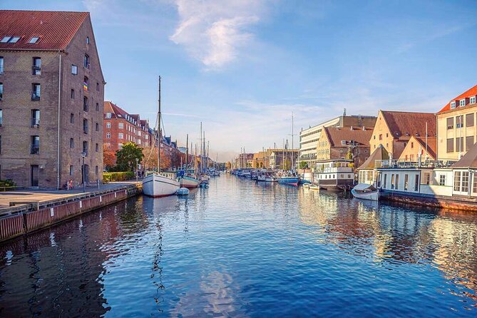 Hippies & Christianshavn Walking Tour - Inderhavnsbroen first: why this odd bridge matters