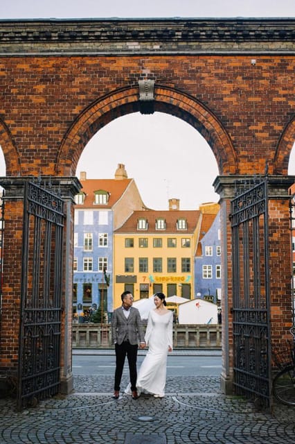 Instagram tour of Copenhagen with a private photographer - Posing Help That Works for Real People