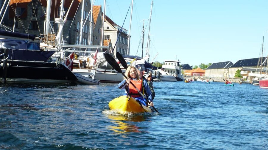 Kayak Tour in Copenhagen Harbor - June, July and August - The 2-hour route: major landmarks, then Christianshavn canals