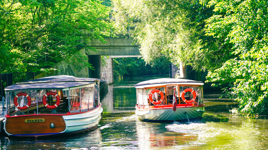 Lyngby & Bagsværd Lake: Baadfarten Boat Ride - Timing tip: avoid the long wait at return docks
