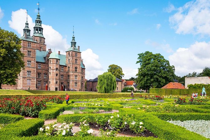 Private Copenhagen City Tour with Rosenborg Castle - A private 4-hour route that helps you see Copenhagen quickly
