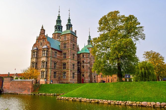 Private Copenhagen City Tour with Rosenborg Castle - Amalienborg Palace, the Guard, Gefion Fountain, and the Little Mermaid